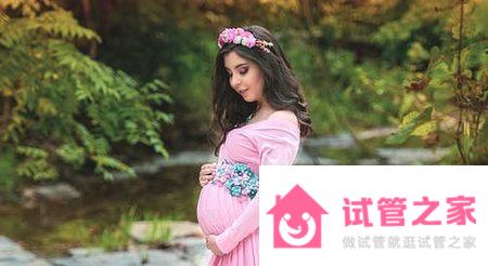 湖南省婦幼保健院可以做供*試管嬰兒?jiǎn)幔砍晒β试趺礃樱?></p><br><p><strong>試管嬰兒成功率高嗎？</strong></p><br><p>在湖南婦幼保健醫(yī)院做試管受精怎么樣？建議您在選擇試管受精手術(shù)時(shí)檢查試管受精的成功率。大多數(shù)時(shí)候，你會(huì)發(fā)現(xiàn)這里的試管受精成功率相對(duì)較高。例如，我們?cè)谶@里做試管受精手術(shù)，有很多年輕病人。如果他們身體狀況良好，有很多一次性成功的案例。即使他們選擇了這個(gè)手術(shù)，他們中的大多數(shù)人也能給我們帶來足夠的經(jīng)驗(yàn)。</p><br><p><strong>試管嬰兒計(jì)劃有保障嗎？</strong></p><br><p>如果你想知道這里的試管受精計(jì)劃是否有保證，你最好看看其他情況。目前，世界上還沒有哪種手術(shù)能確定他們100%成功，所以我們只能看看這里醫(yī)生的醫(yī)療水平。這家醫(yī)院的醫(yī)生每年定期到國(guó)內(nèi)外學(xué)習(xí)，補(bǔ)充專業(yè)知識(shí)，給自己帶來更好的診療方案。在這里做試管受精手術(shù)一定很好。</p><br><p>湖南婦幼保健院能做*子試管嬰兒?jiǎn)幔砍晒β嗜绾?？以上是湖南婦幼保健院能否做*子試管嬰兒？成功率如何？所有內(nèi)容。如有疑問，請(qǐng)咨詢本站試管信息共享平臺(tái)專業(yè)生殖顧問。祝你懷孕~</p><br></td>
</tr>
</table>

<!--[diy=diycontentbottom]--><div   class="7rrrrrr39"   id="diycontentbottom" class="area"></div><!--[/diy]-->

<script src="http://rawfoodmiddagar.com/static/js/home.js?FmM" type="text/javascript"></script>
<div   class="7rrrrrr39"   id="click_div"><table cellpadding="0" cellspacing="0" class="atd">
<tr><td>
<a href="http://rawfoodmiddagar.com/home.php?mod=spacecp&ac=click&op=add&clickid=1&idtype=aid&id=30664&hash=50e704fefe0186067fe45062361f0728&handlekey=clickhandle" id="click_aid_30664_1" onclick="showWindow(this.id, this.href);doane(event);">
<img src="static/image/click/xianhua.gif" alt="" /><br />鮮花</a>
</td>
<td>
<a href="http://rawfoodmiddagar.com/home.php?mod=spacecp&ac=click&op=add&clickid=2&idtype=aid&id=30664&hash=50e704fefe0186067fe45062361f0728&handlekey=clickhandle" id="click_aid_30664_2" onclick="showWindow(this.id, this.href);doane(event);">
<img src="static/image/click/woshou.gif" alt="" /><br />握手</a>
</td>
<td>
<a href="http://rawfoodmiddagar.com/home.php?mod=spacecp&ac=click&op=add&clickid=3&idtype=aid&id=30664&hash=50e704fefe0186067fe45062361f0728&handlekey=clickhandle" id="click_aid_30664_3" onclick="showWindow(this.id, this.href);doane(event);">
<img src="static/image/click/leiren.gif" alt="" /><br />雷人</a>
</td>
<td>
<a href="http://rawfoodmiddagar.com/home.php?mod=spacecp&ac=click&op=add&clickid=4&idtype=aid&id=30664&hash=50e704fefe0186067fe45062361f0728&handlekey=clickhandle" id="click_aid_30664_4" onclick="showWindow(this.id, this.href);doane(event);">
<img src="static/image/click/luguo.gif" alt="" /><br />路過</a>
</td>
<td>
<a href="http://rawfoodmiddagar.com/home.php?mod=spacecp&ac=click&op=add&clickid=5&idtype=aid&id=30664&hash=50e704fefe0186067fe45062361f0728&handlekey=clickhandle" id="click_aid_30664_5" onclick="showWindow(this.id, this.href);doane(event);">
<img src="static/image/click/jidan.gif" alt="" /><br />雞蛋</a>
</td>
</tr>
</table>
<script type="text/javascript">
function errorhandle_clickhandle(message, values) {
if(values[