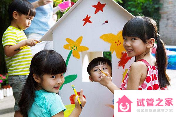 3歲和3歲半上幼兒園哪個更好，3和9月入園區(qū)別很大