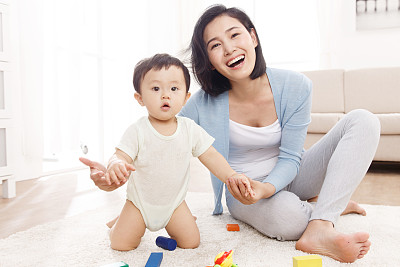 江西省婦幼保健院生殖科辛才林醫(yī)生做試管手術(shù)怎么樣？