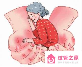 59歲的女性屬于高齡產(chǎn)婦嗎，能順產(chǎn)嗎