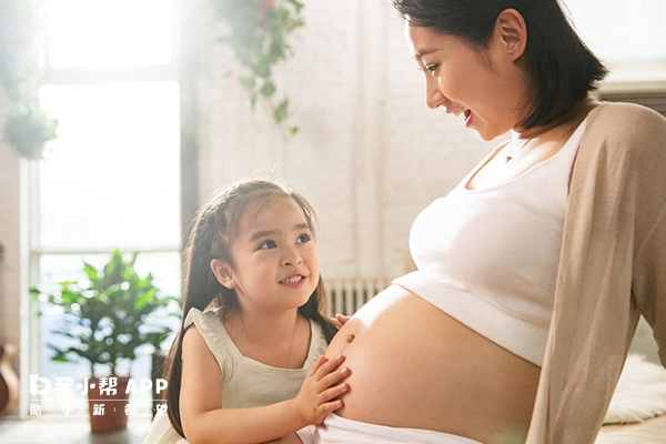 想備孕生女兒要挑時候同房，11月妊娠輕松貼上小棉襖